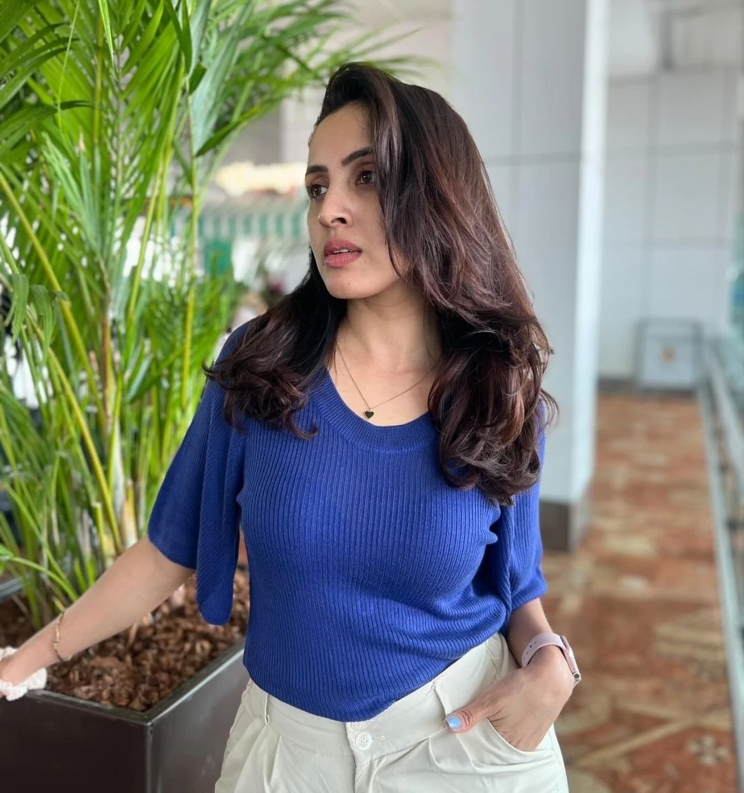 Independent Kripa Cam / Reel Meet – Indian escort in Noida — 2 / 4