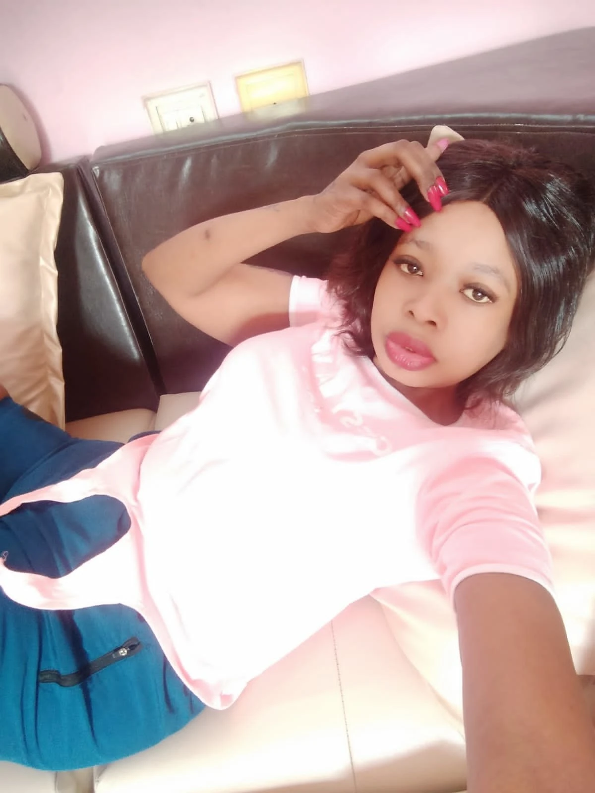 Mimmy – South African escort in Hyderabad — 3 / 4