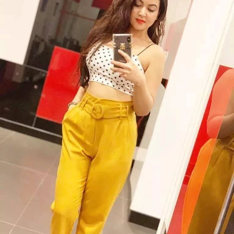 JALANDHAR PREET 𝟵𝟴𝟴𝟴𝟴𝟴𝟲𝟓𝟴𝟑 – Indian escort in Jalandhar — 1 / 5