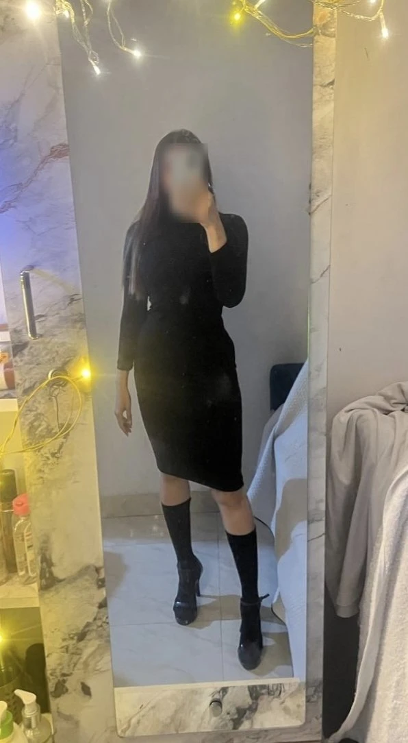 MIA🥂 – dominatrix in Mumbai — 4 / 13