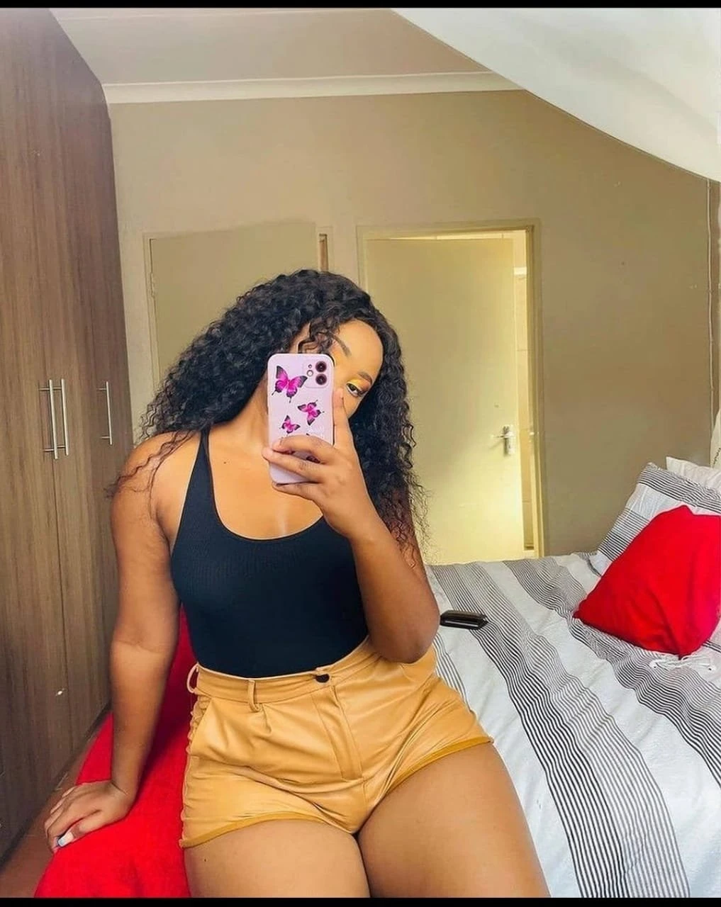 Sugar – South African escort in Beirut — 2 / 5