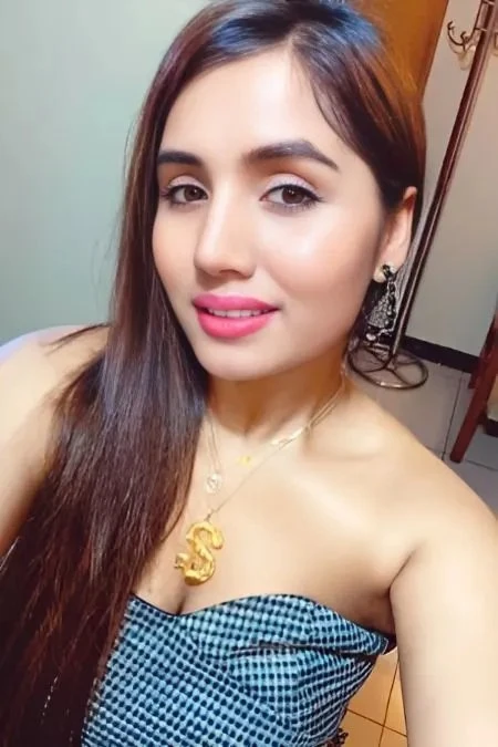 Priya Independent Escorts in Noida – Indian escort in Noida — 3 / 6