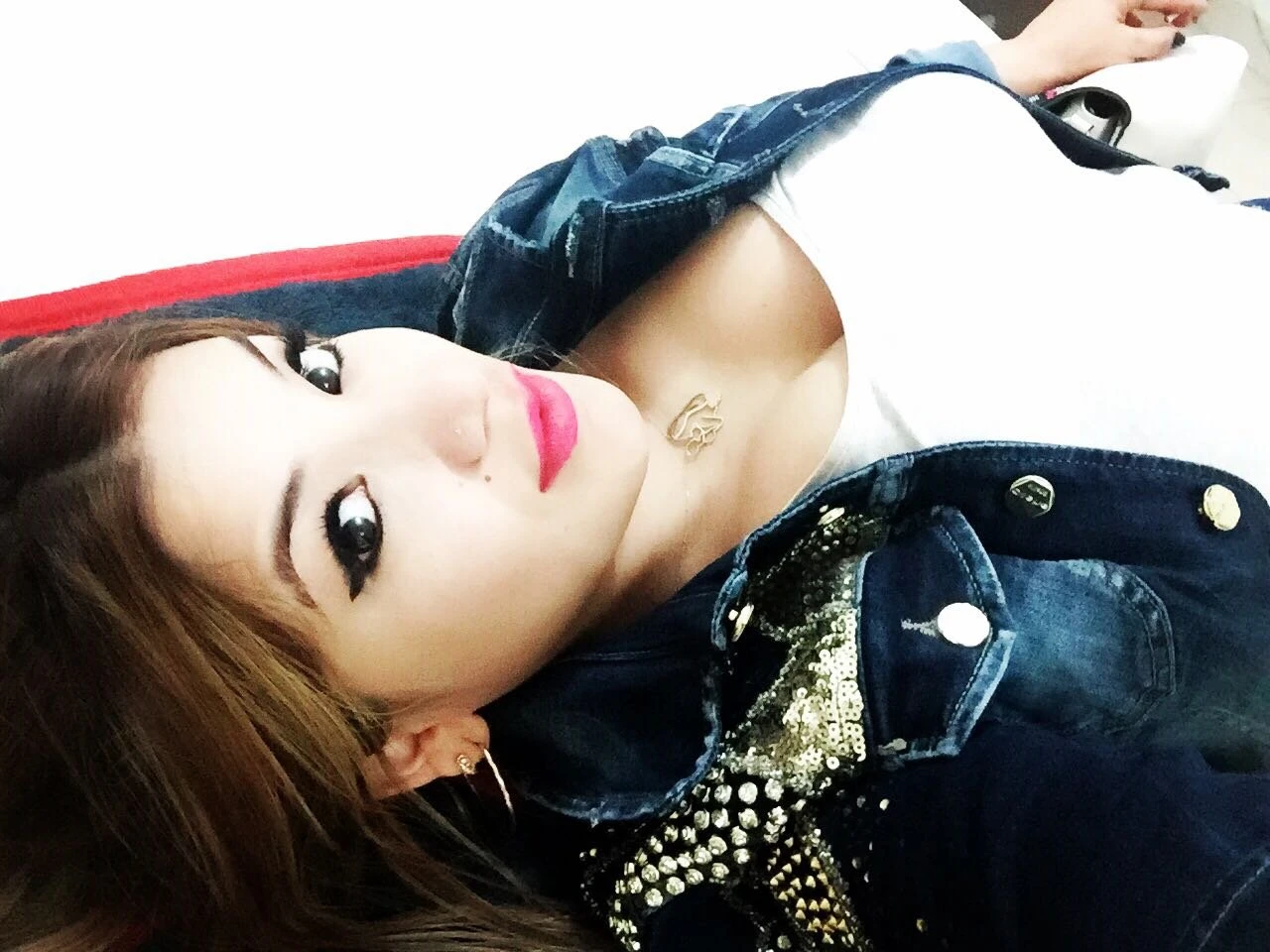 Zarina Shekh Modelsceleb – Afghan escort in Mumbai — 3 / 4