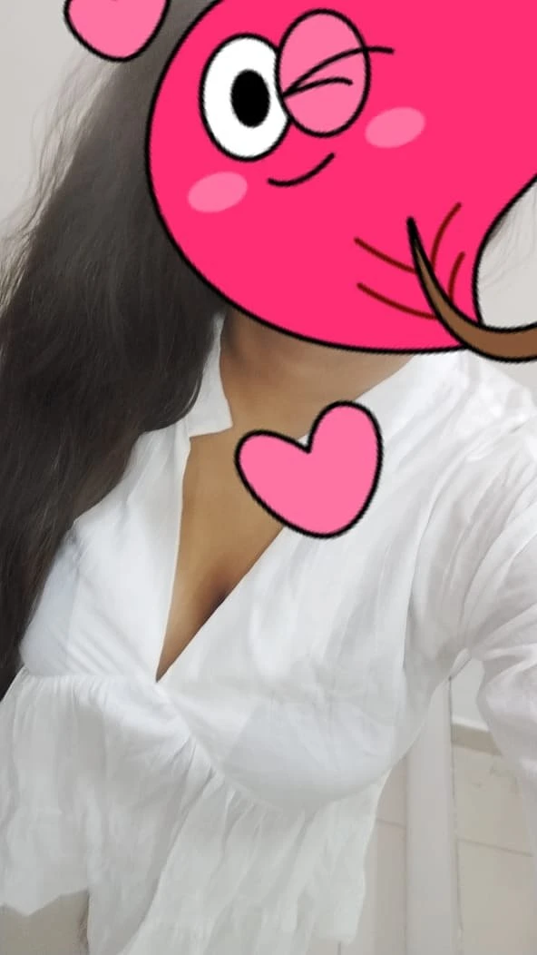 Trishi ( Visit Girl) – Sri Lankan escort in Colombo — 3 / 7