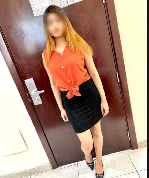 Prisha Shah Real Meet & Cam – Indian escort in Mumbai — 7 / 8