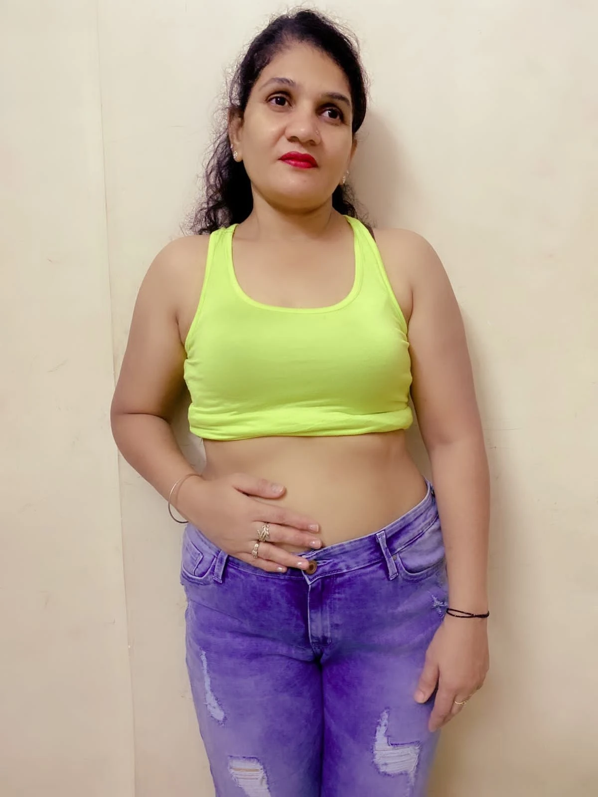 Priya – Indian escort in Mumbai — 7 / 14