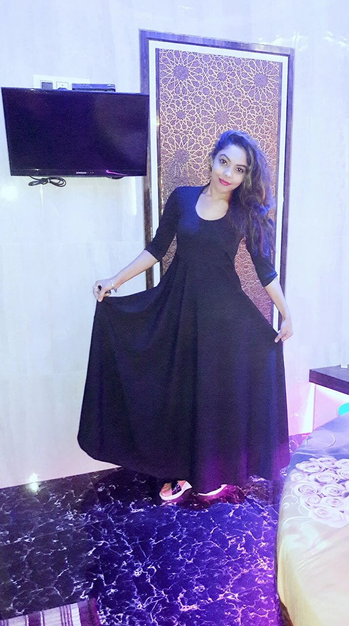 Maya Kappor – Indian escort in Mumbai — 3 / 7