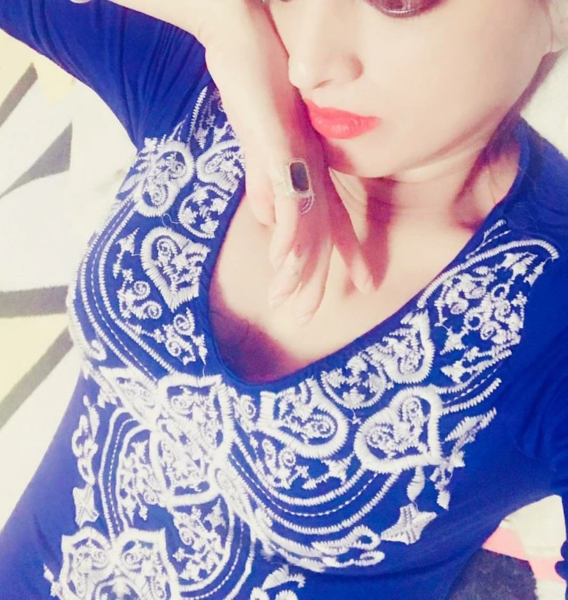 Alia – Indian escort in Mumbai — 2 / 5