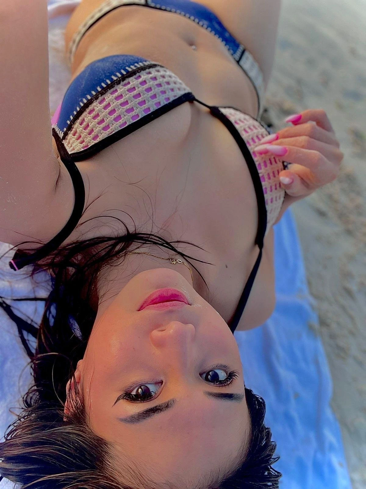 WiLD AngeL on Fire – Filipino escort in Hong Kong — 8 / 10