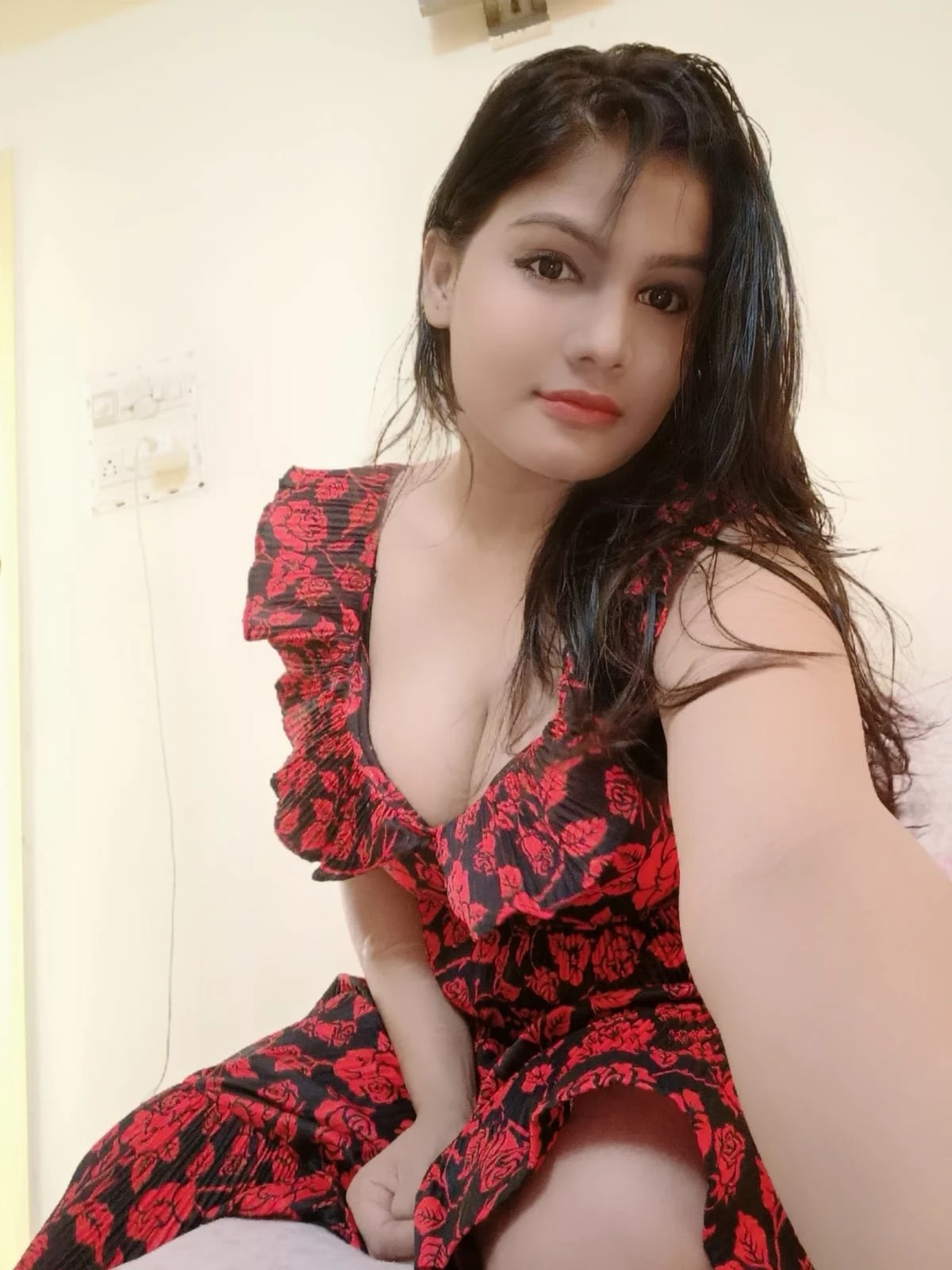 Seema Patil Independent Meet Only – Indian escort in Mumbai — 2 / 7