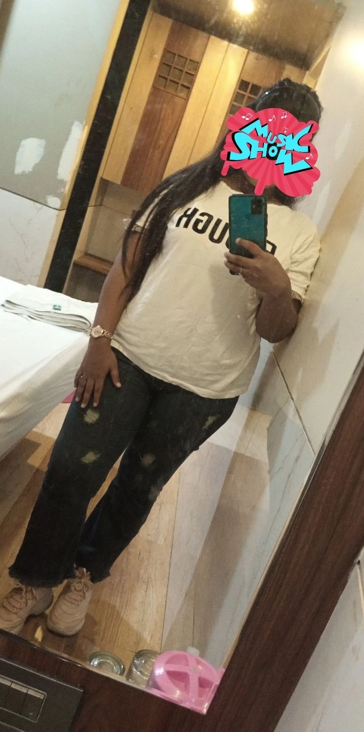 Afreen Independent – Indian escort in Mumbai — 4 / 5