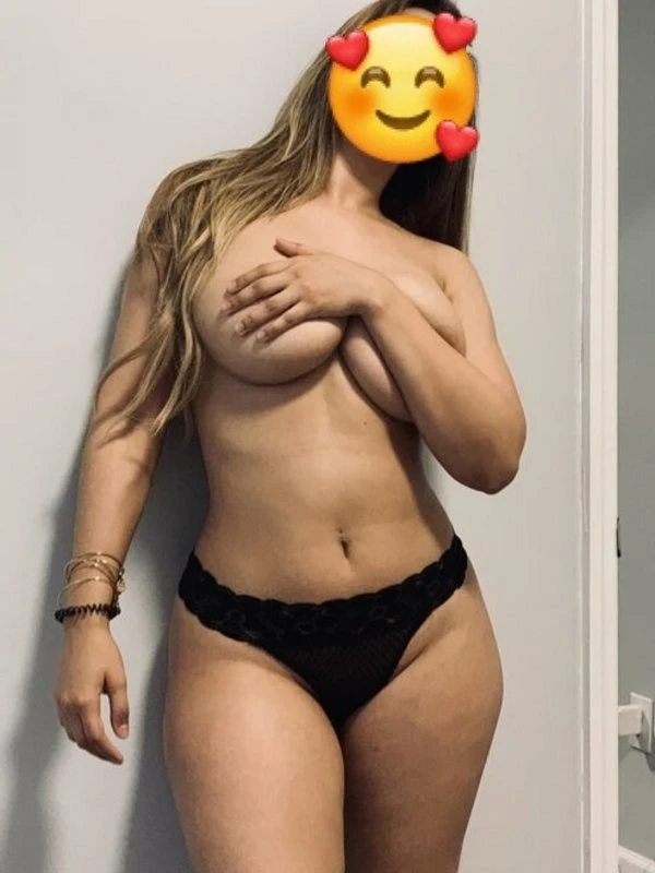 Bimashi Roshell – Sri Lankan adult performer in Kandy, Escort, Kandy