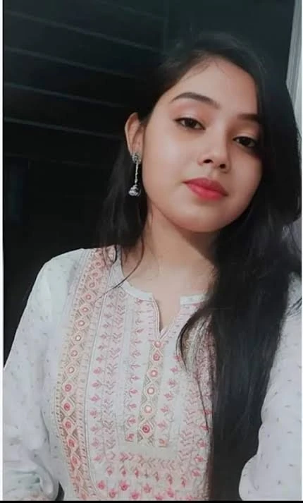 Alisha – Indian escort in New Delhi — 2 / 3