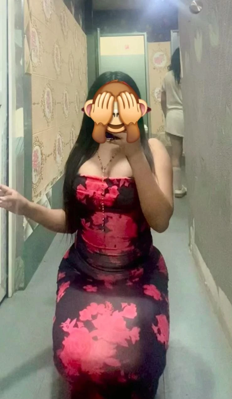 Elli – Nepalese escort in Kathmandu — 2 / 6