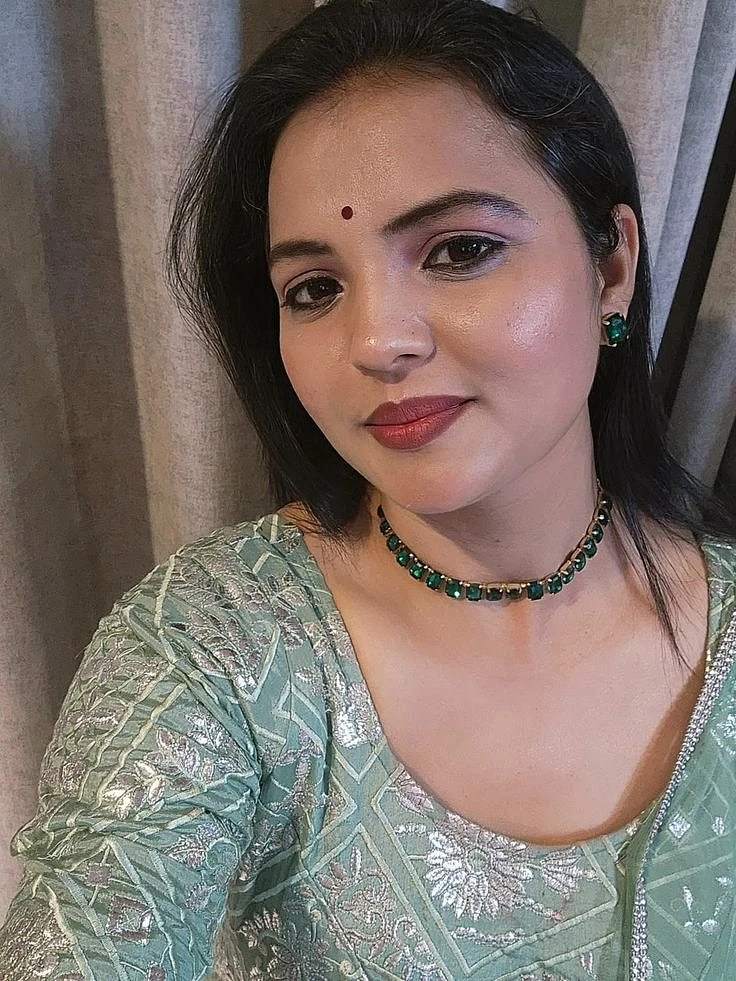 Harshita Sharma – escort in Kolkata — 5 / 9