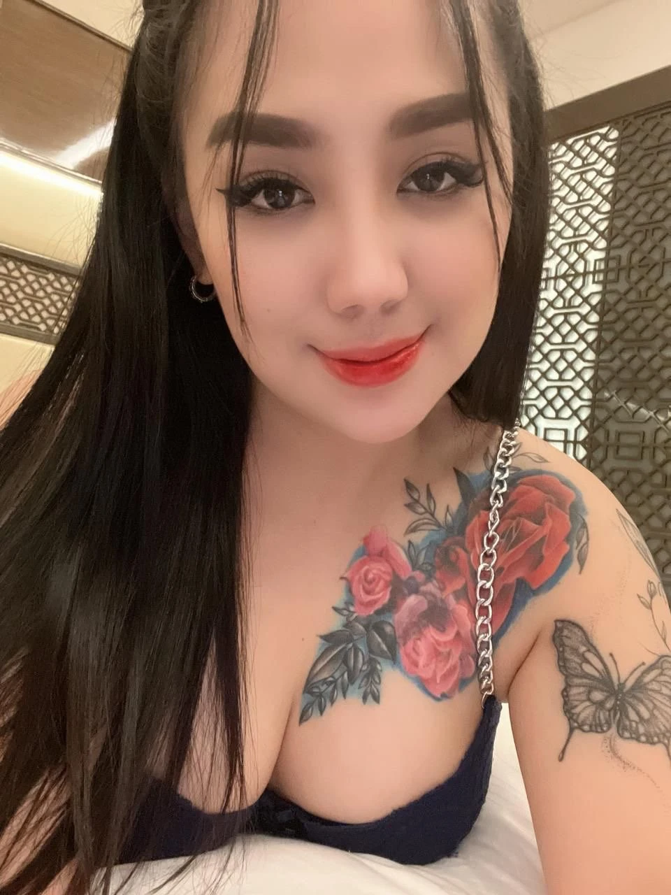 Jiwoo – South Korean escort in Mumbai — 4 / 10