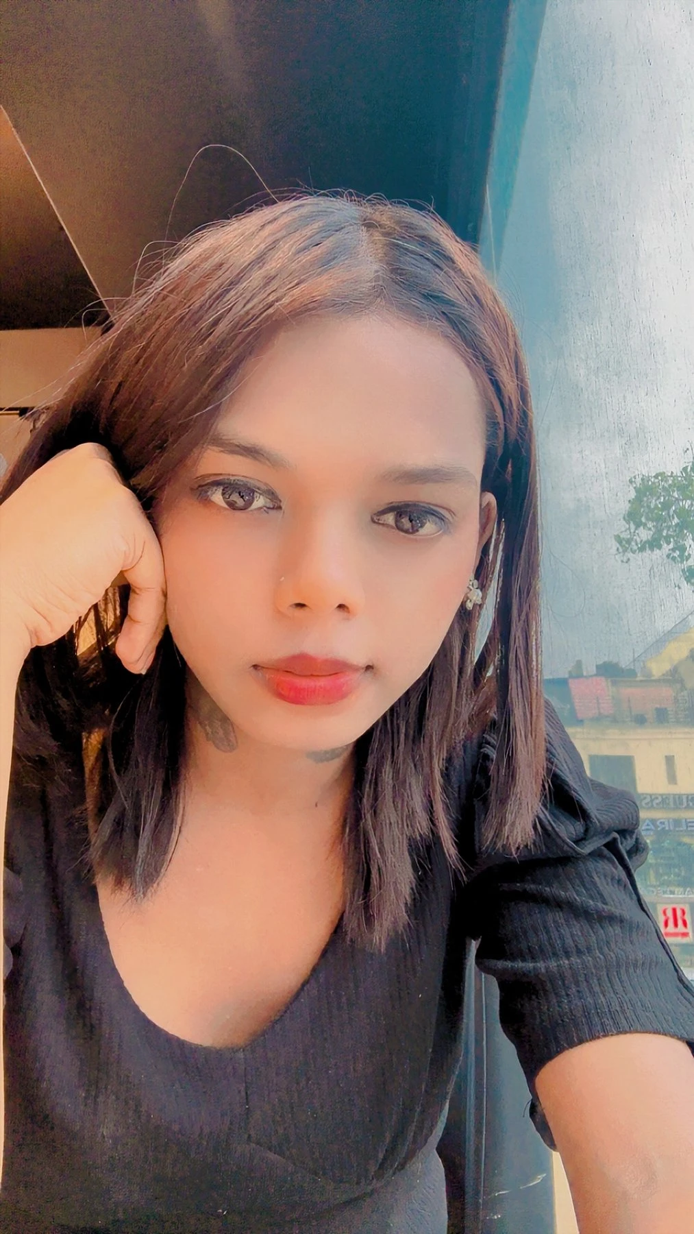 Independent Roohi – Indian escort in New Delhi — 3 / 15