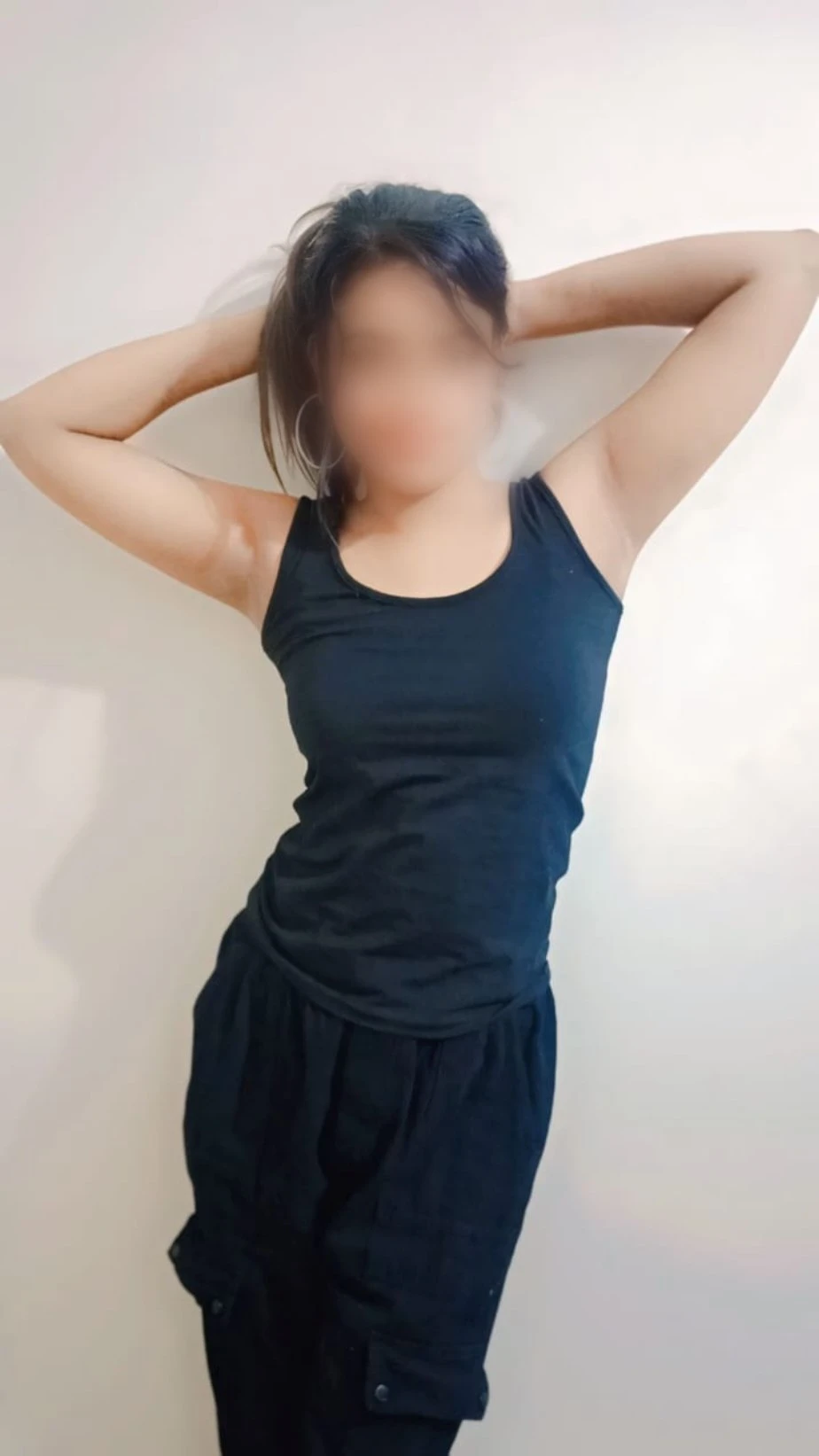 Door Step Escorts pay cash directly – Indian escort in Hyderabad — 4 / 7