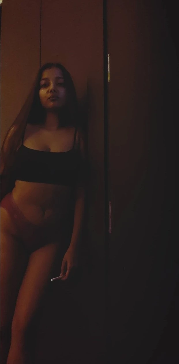 Nisha Chauhan – Indian escort in Auckland — 4 / 8