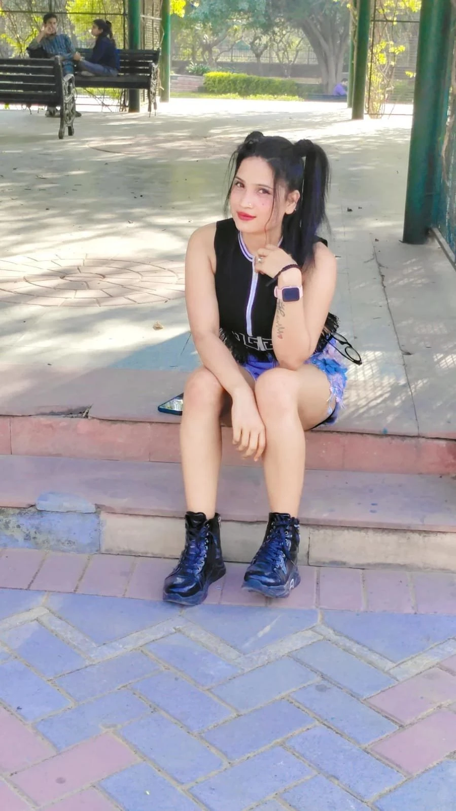 Cash Pay Outcall Hotel Service – Indian escort in Hyderabad — 3 / 7