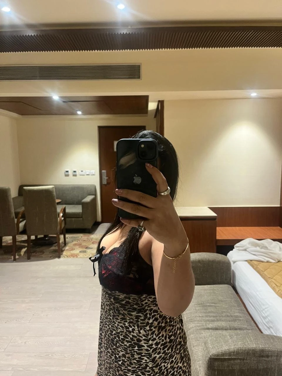 Ruhani – Indian escort in Kolkata — 3 / 18