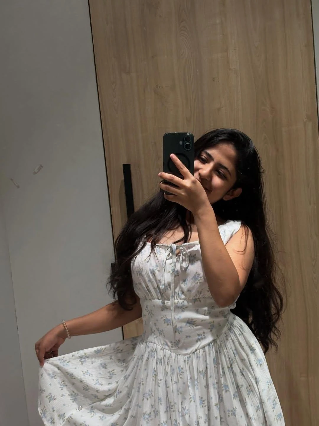 ꧁꧂ DIRECT ꧁꧂PAY TO GIRL ꧁꧂ IN HOTEL ROOM – Indian escort in New Delhi — 3 / 4