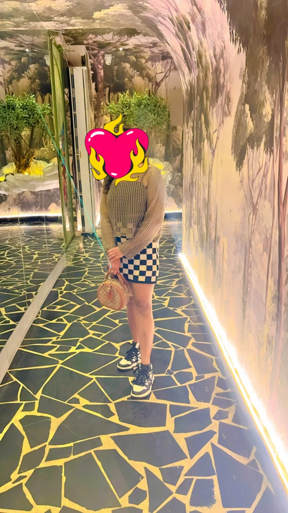VYOMIKA Premium Escorts Agency – Indian escort in Hyderabad — 4 / 6