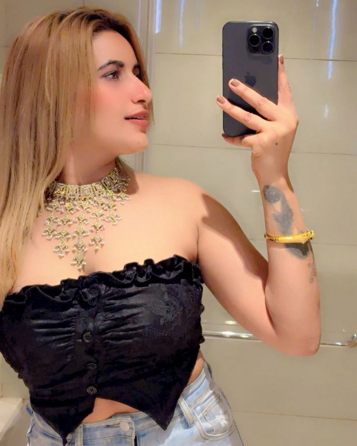 🥂DIRECT MEET 🥂PREMIUM MODEL – Indian escort in Pune — 3 / 5