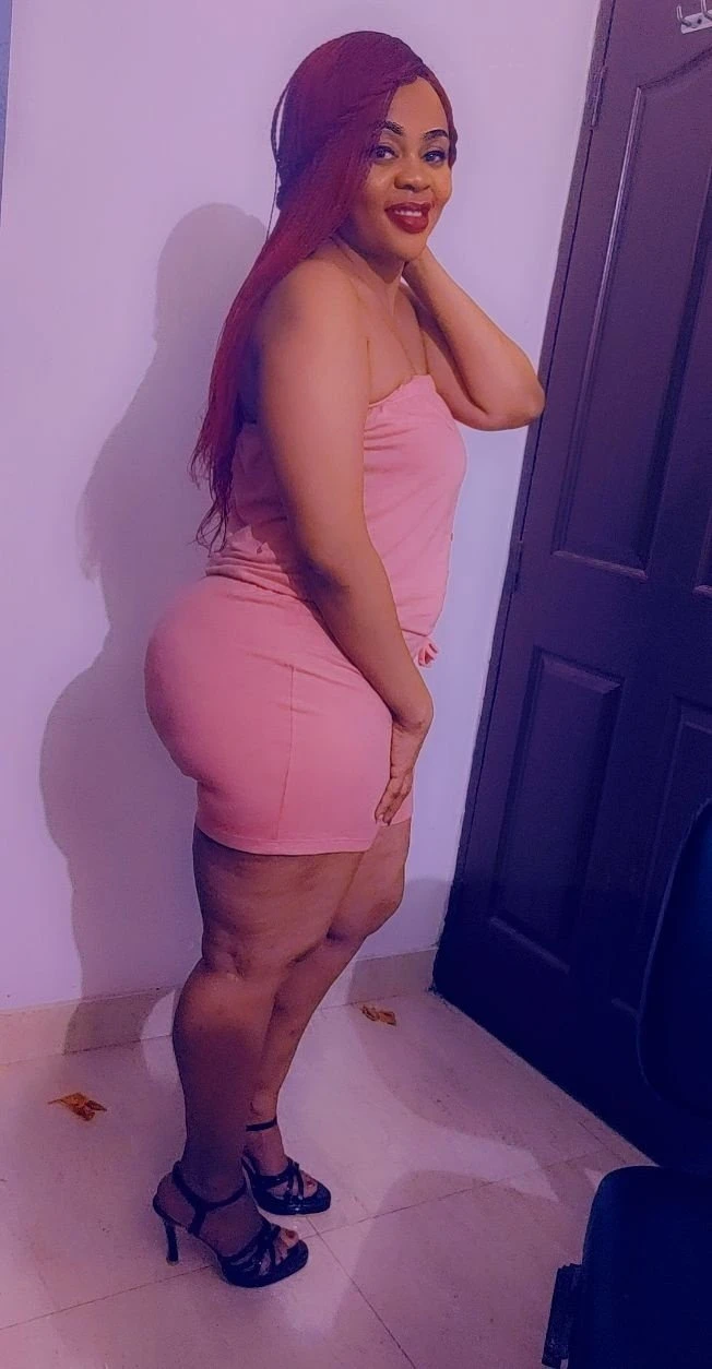 Chloe – Gambian escort in New Delhi — 2 / 6