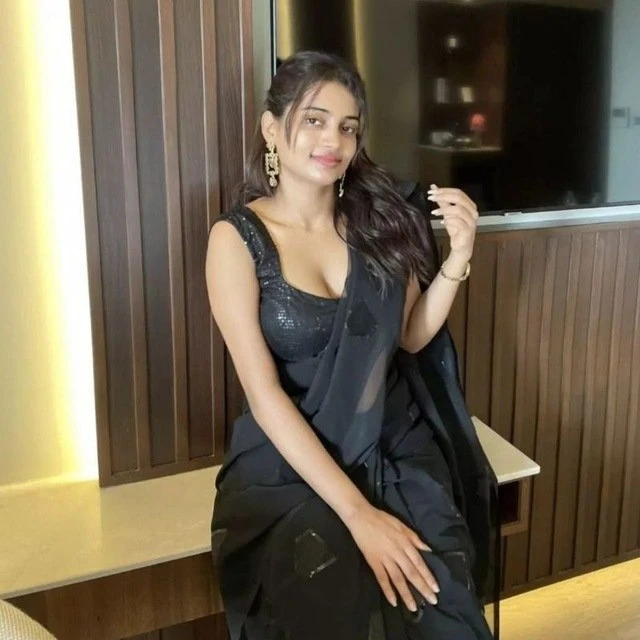 Rina – Indian escort in Kochi, Escort, Kochi