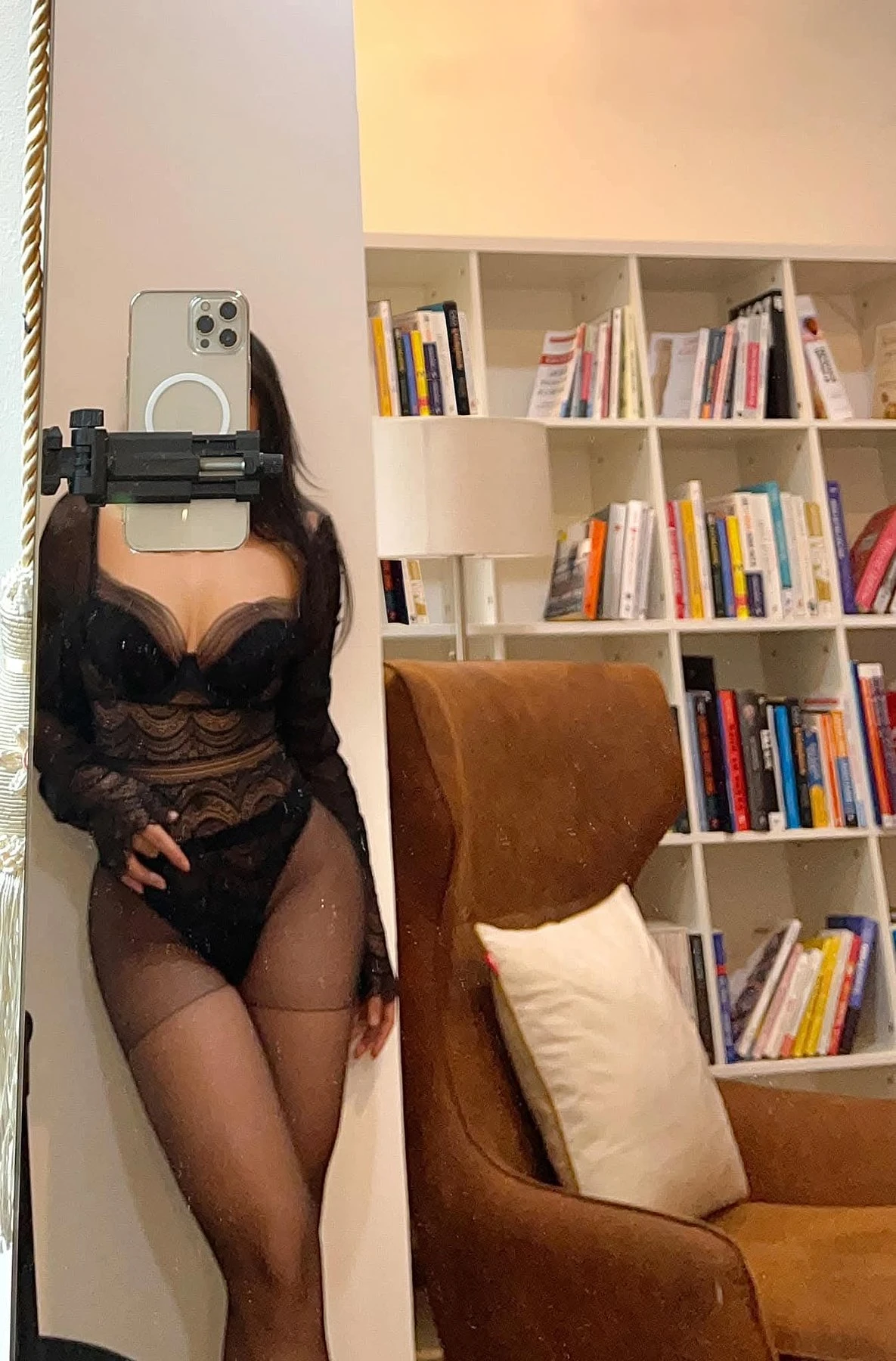 Samie – Vietnamese escort in Da Nang — 18 / 25