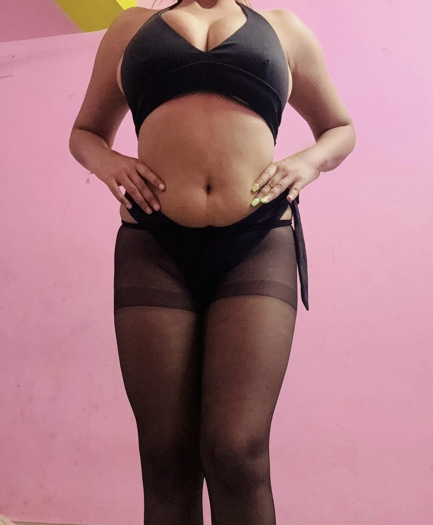 Taniya – Indian escort in Kolkata — 4 / 13