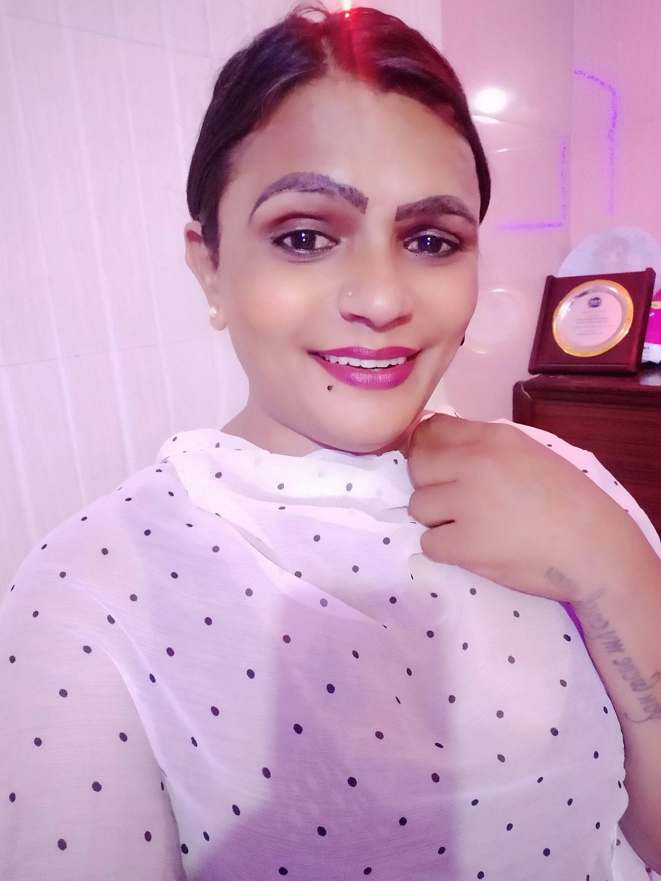 Escort girl – Indian escort in New Delhi — 3 / 6