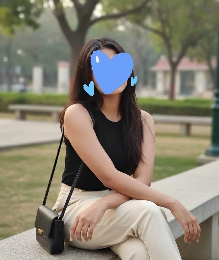 ꧁༒Nisha 🫦(Meet & Cam)༒꧂ – Indian escort in Mumbai — 3 / 5