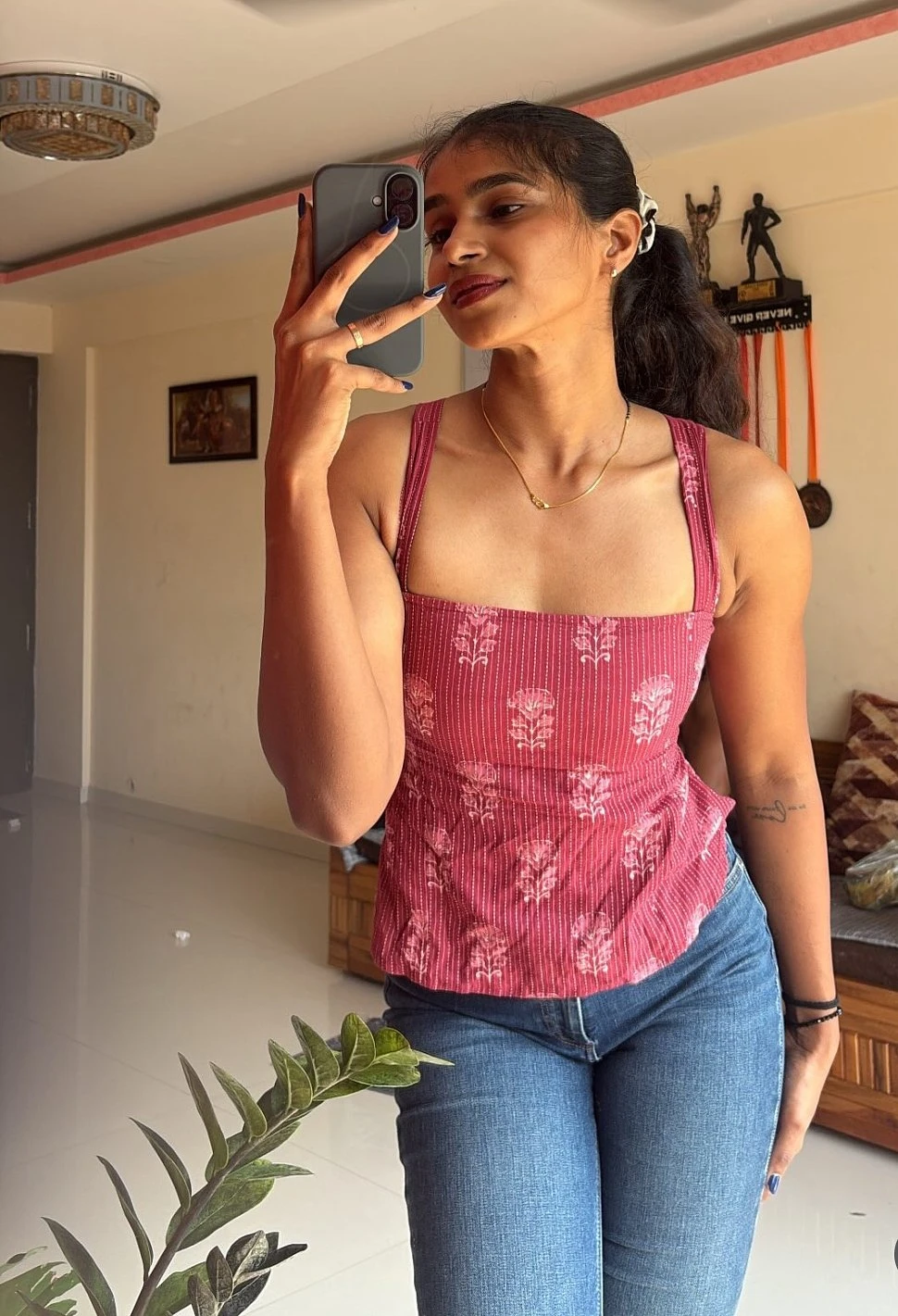 Shreya – Indian escort in Shimla — 2 / 5