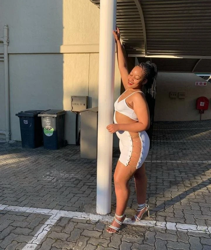 April – Equatorial Guinean escort in Beirut — 3 / 8