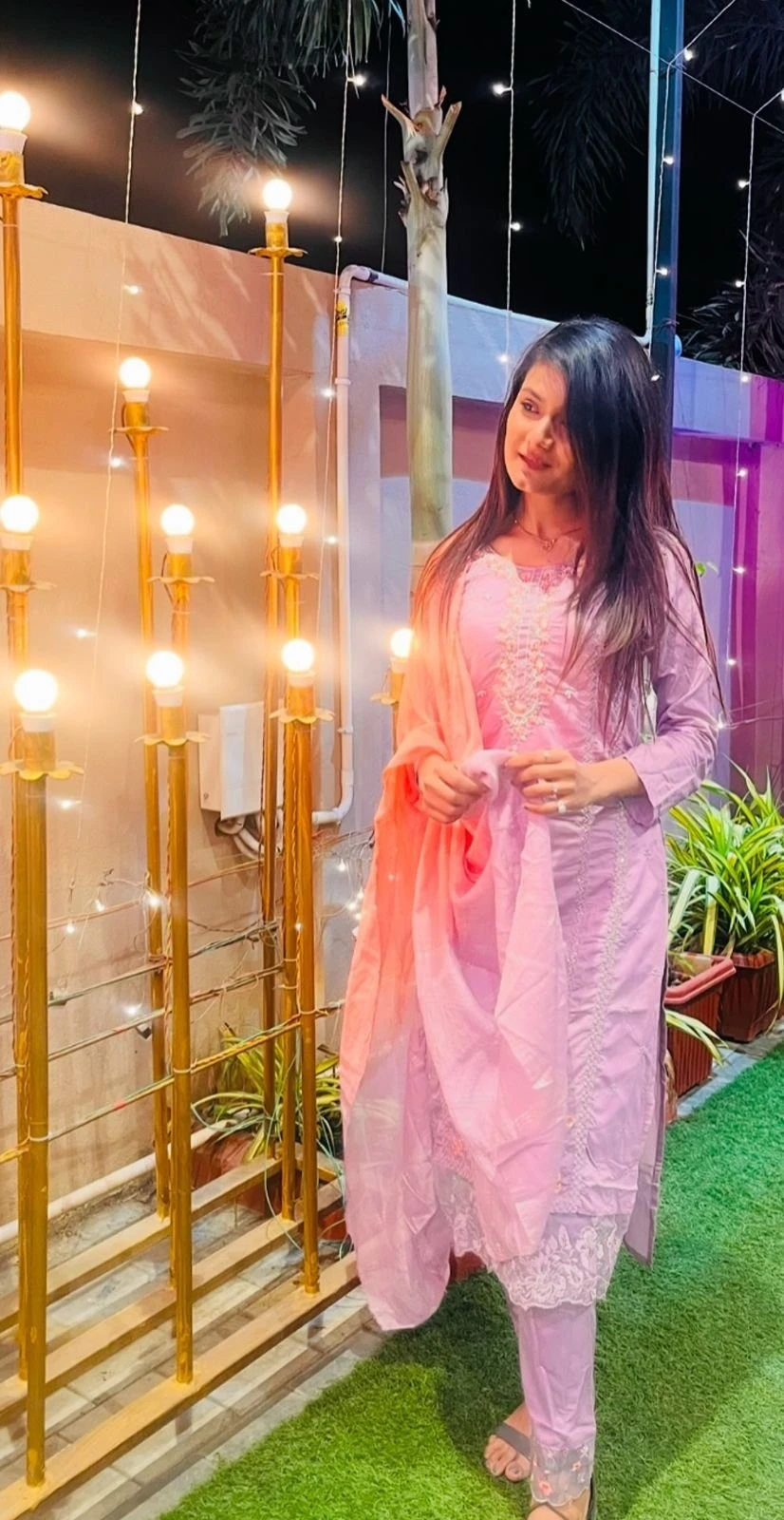Sneha Vvip & Independent Teen Girl Escor – Indian escort in Pune — 3 / 5