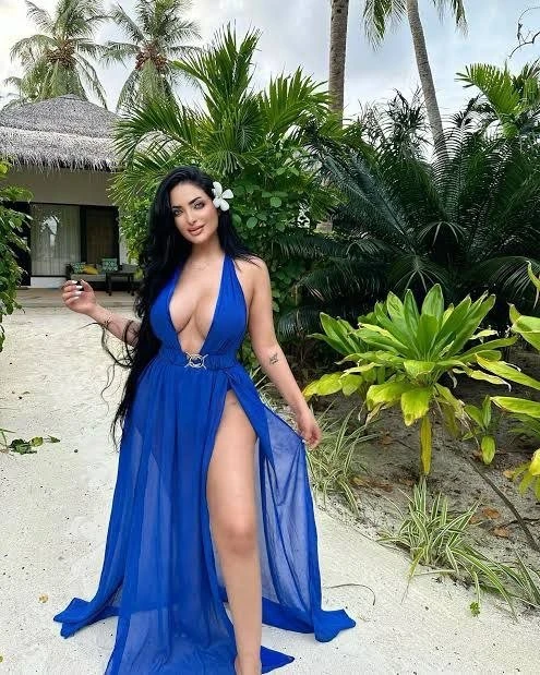 Karll – escort in Beirut — 4 / 8