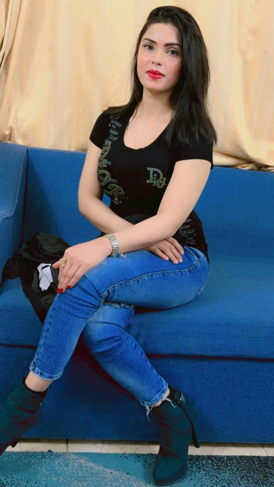 Pari Bahrain – Nepalese escort agency in Lahore, Escort, Lahore