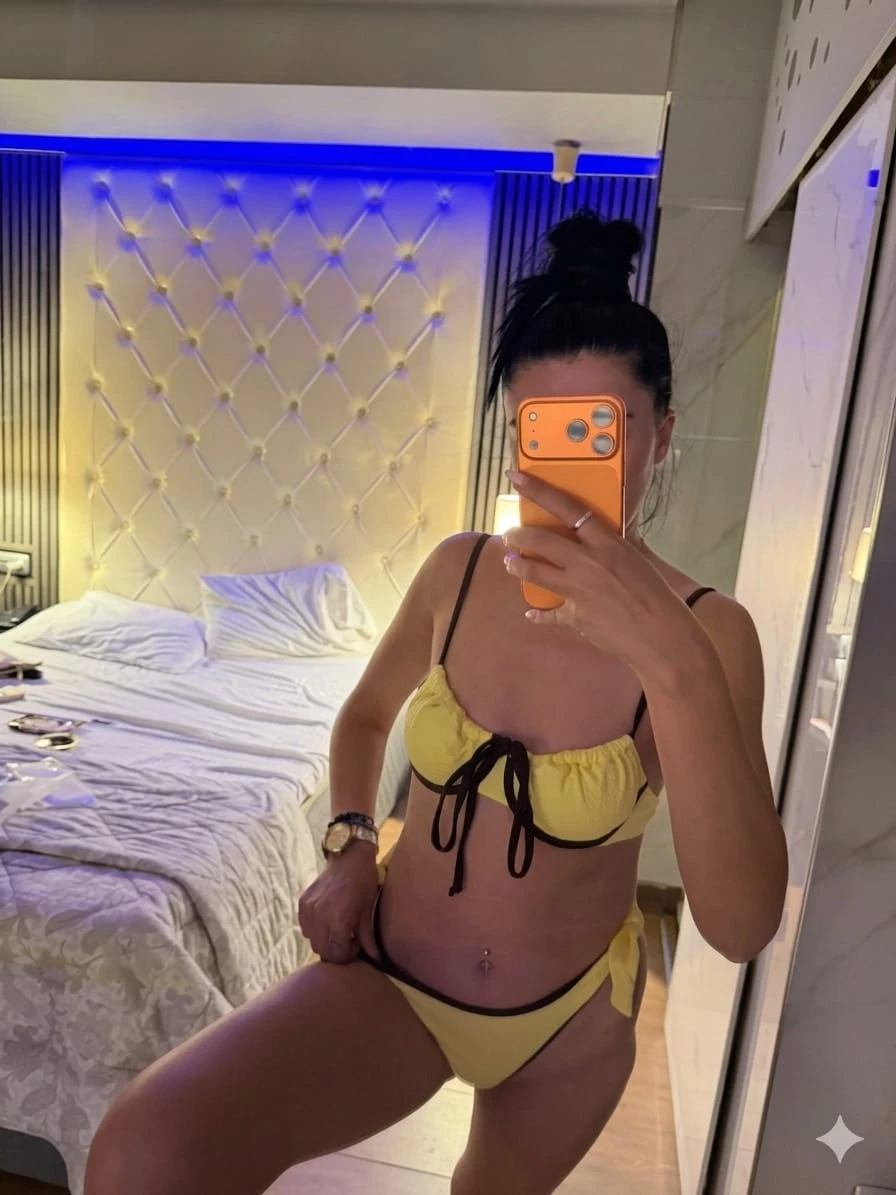 laura, Escort, Athens