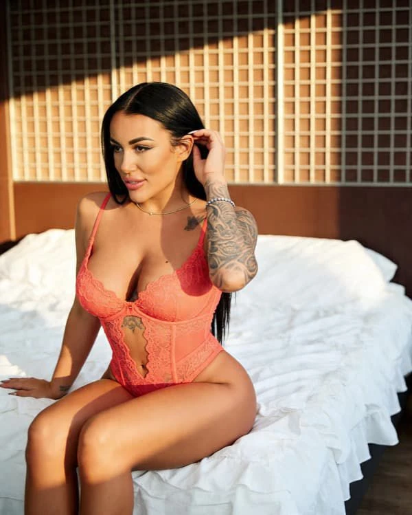 AYLIN — 2 / 8