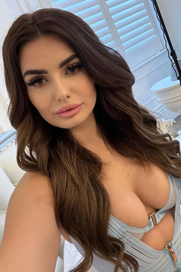 Bonnie — 6 / 9