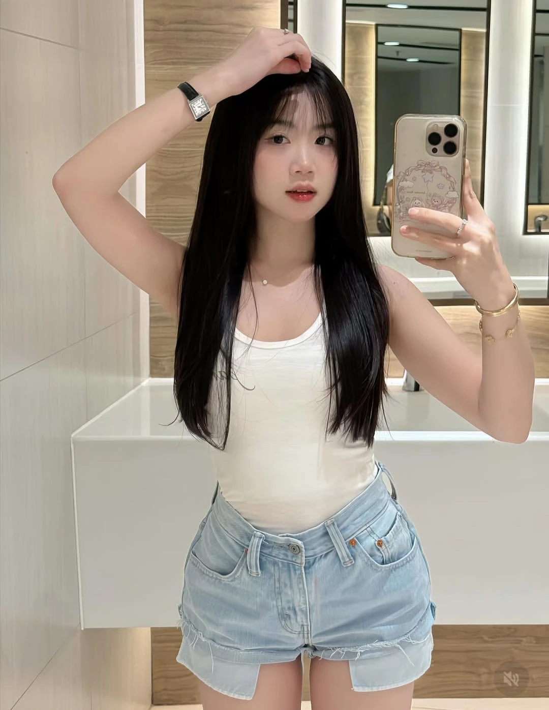 Jenny — 6 / 10