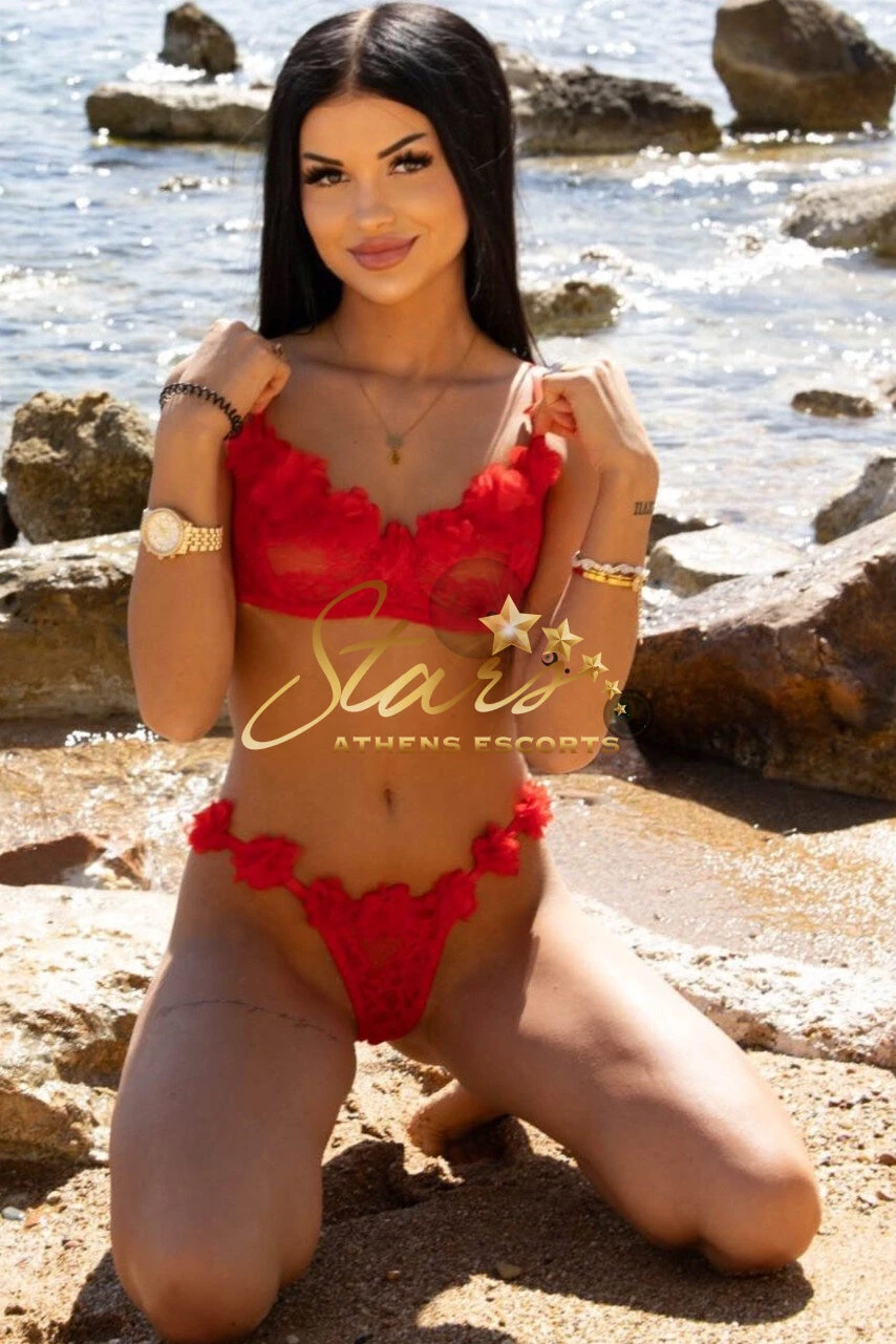 LEYLA AS — 2 / 9