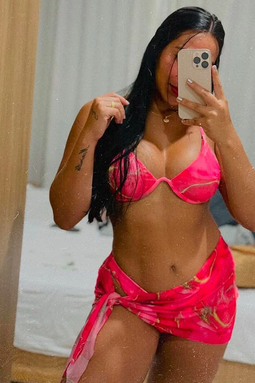 Ivana — 2 / 7