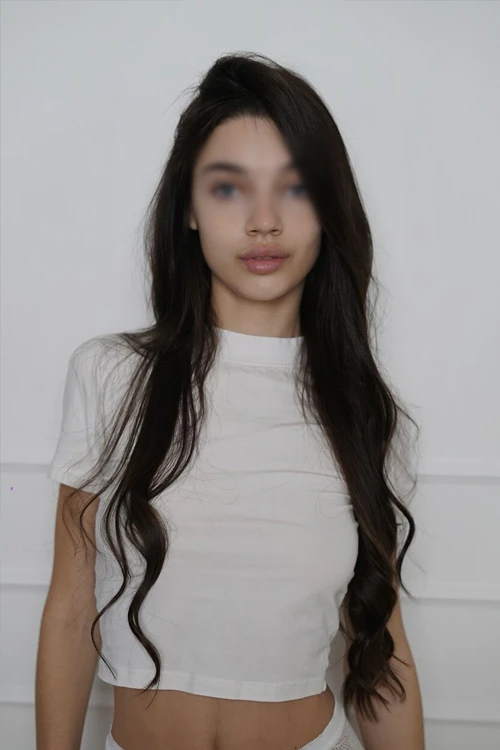 Karolina — 4 / 11