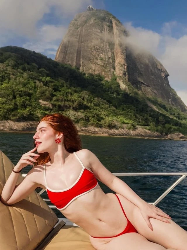Vanessa — 6 / 7