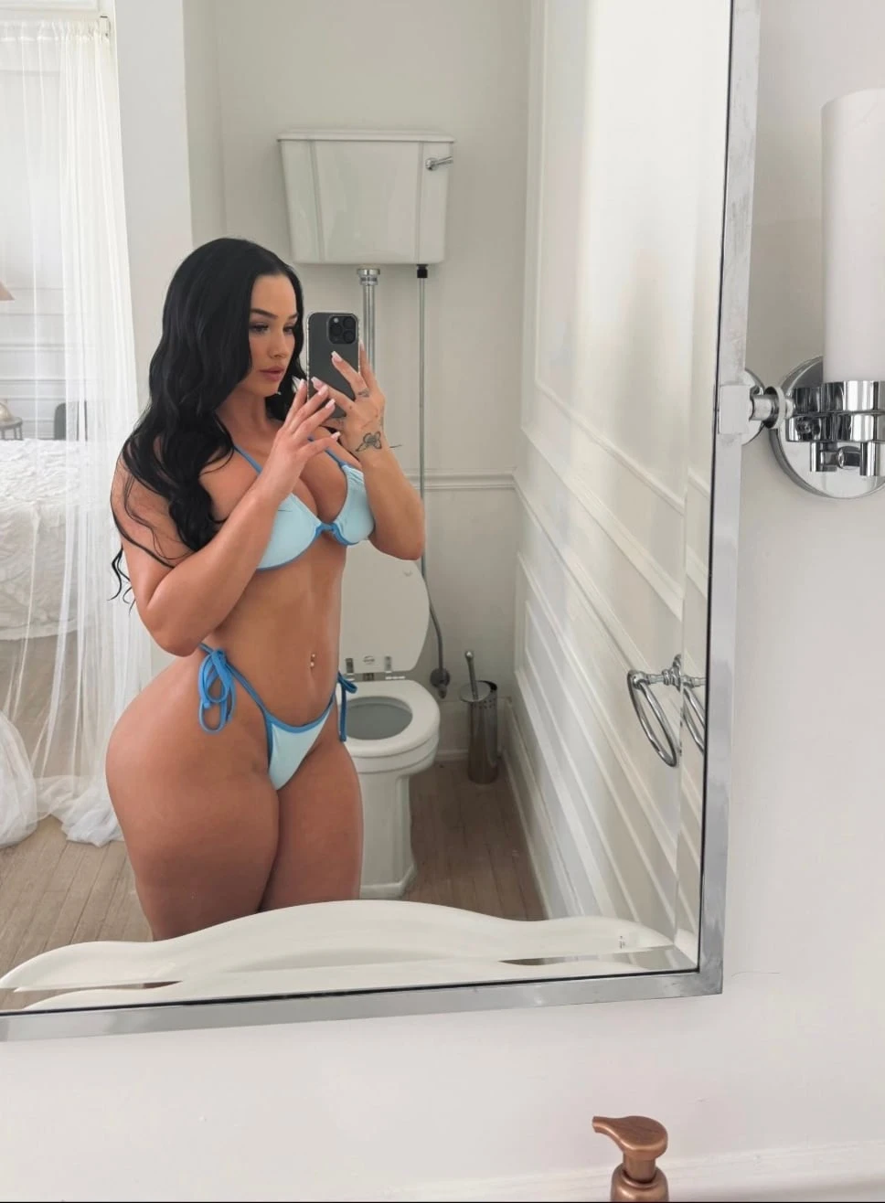 Bianca Josh — 2 / 11