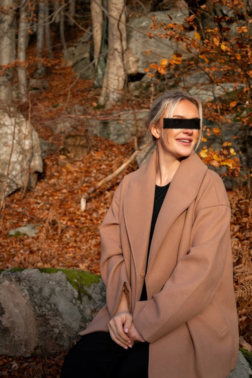 Leyla — 6 / 11