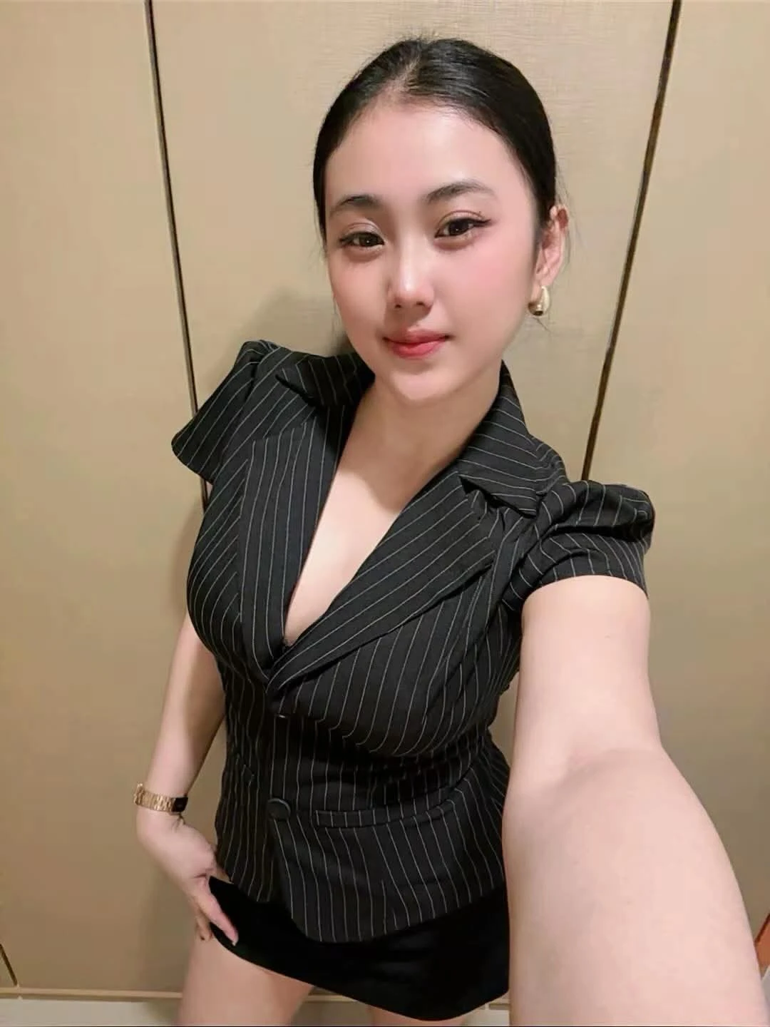 Wdya, Escort, Jakarta